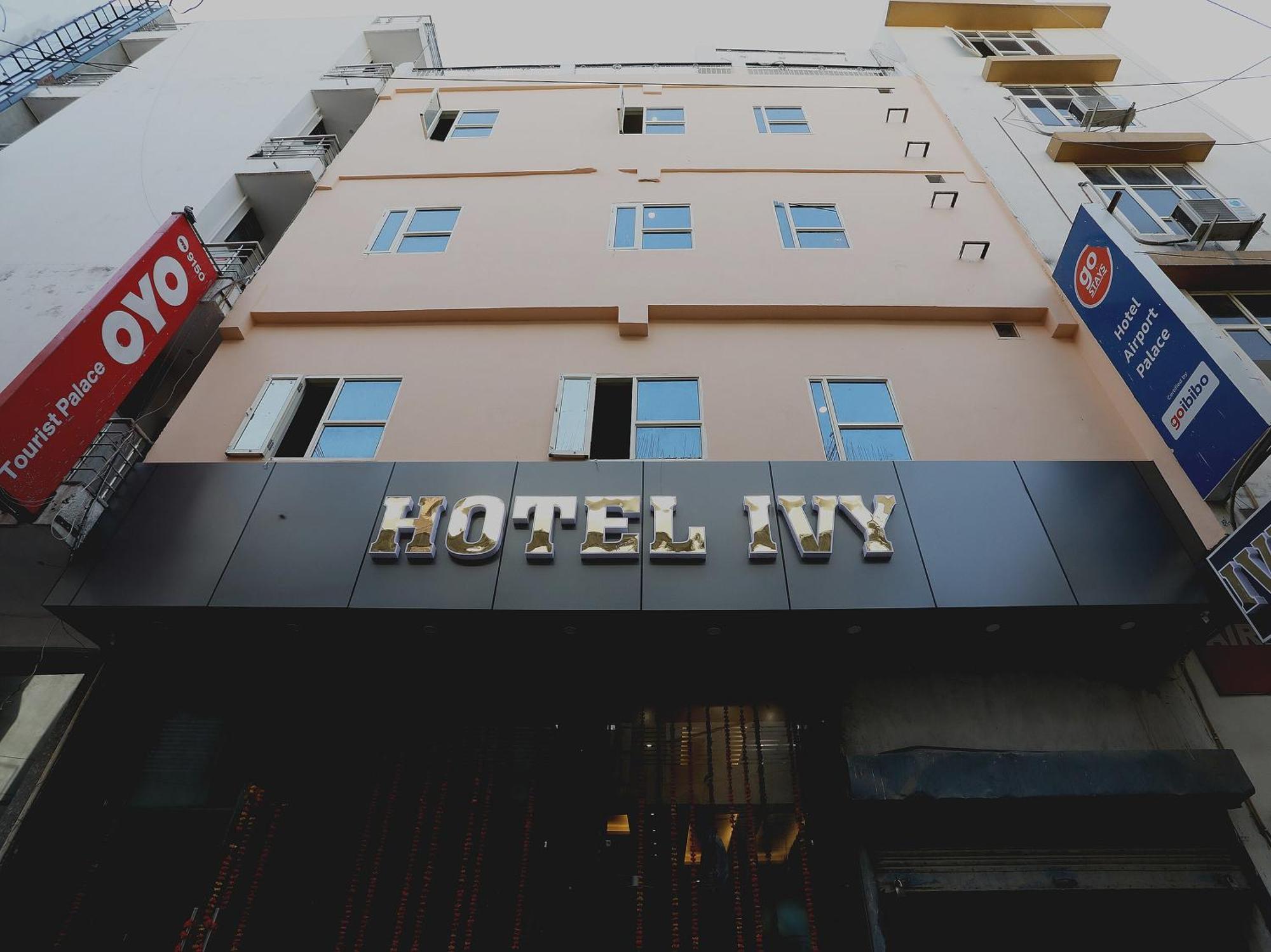 Hotel Ivy New Delhi Exteriör bild