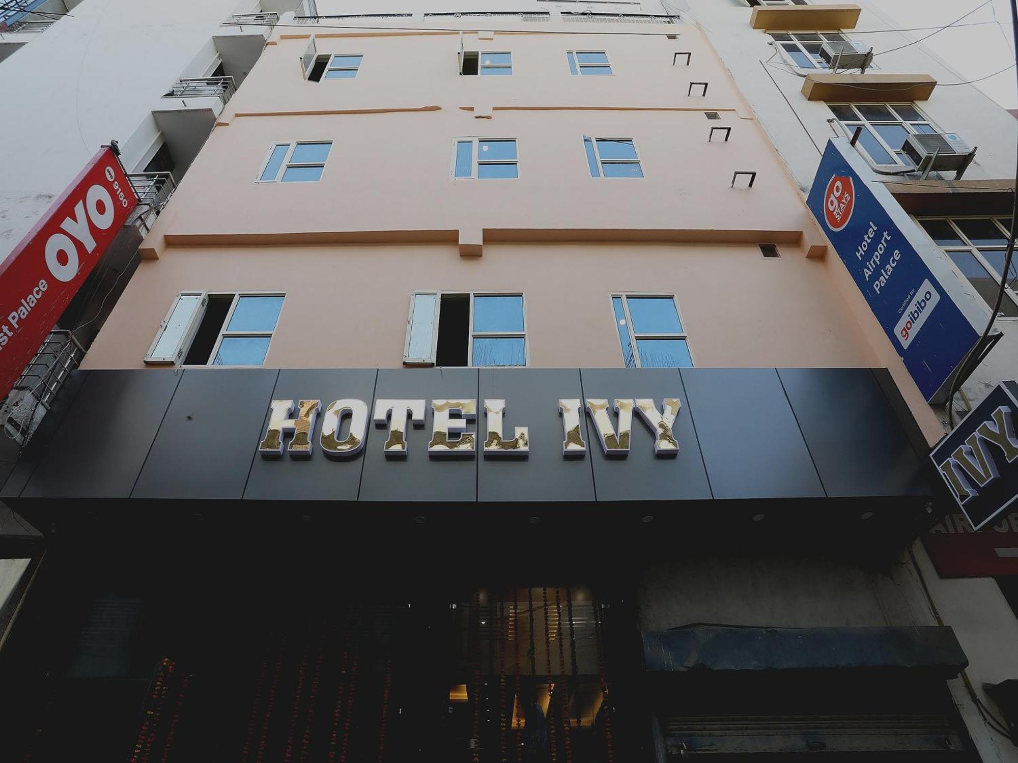 Hotel Ivy New Delhi Exteriör bild